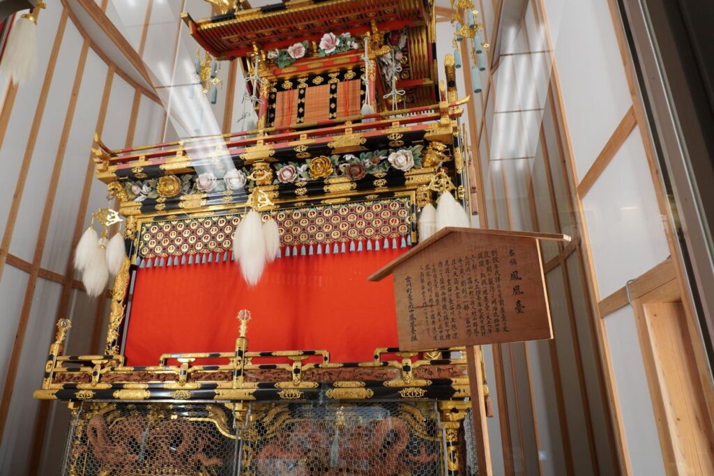 鳳凰台　祭屋台　飛騨古川