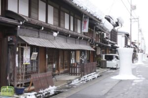 三嶋和ろうそく店　古川